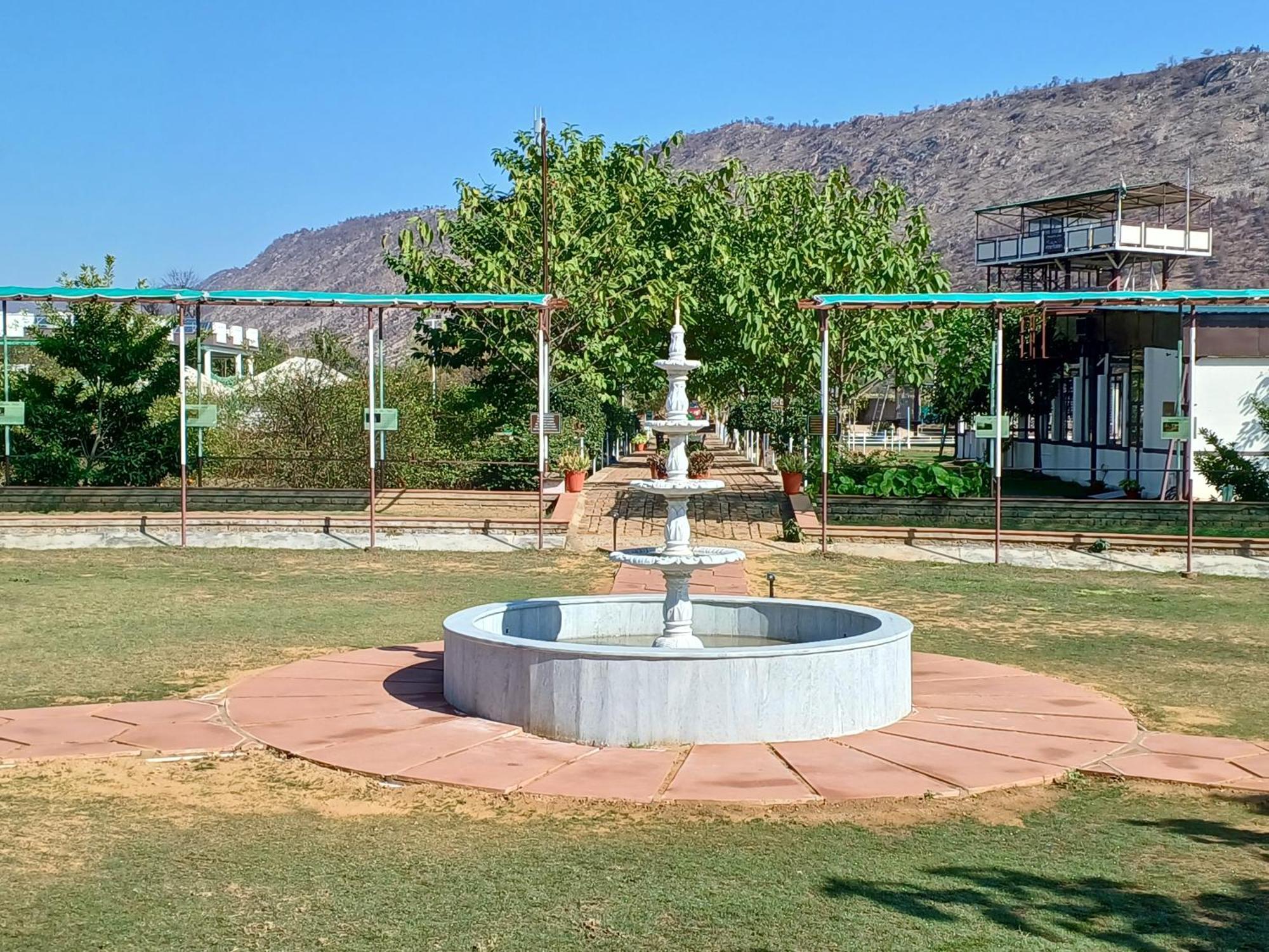 אלוואר Shivir Aranya - Wilderness Resort מראה חיצוני תמונה