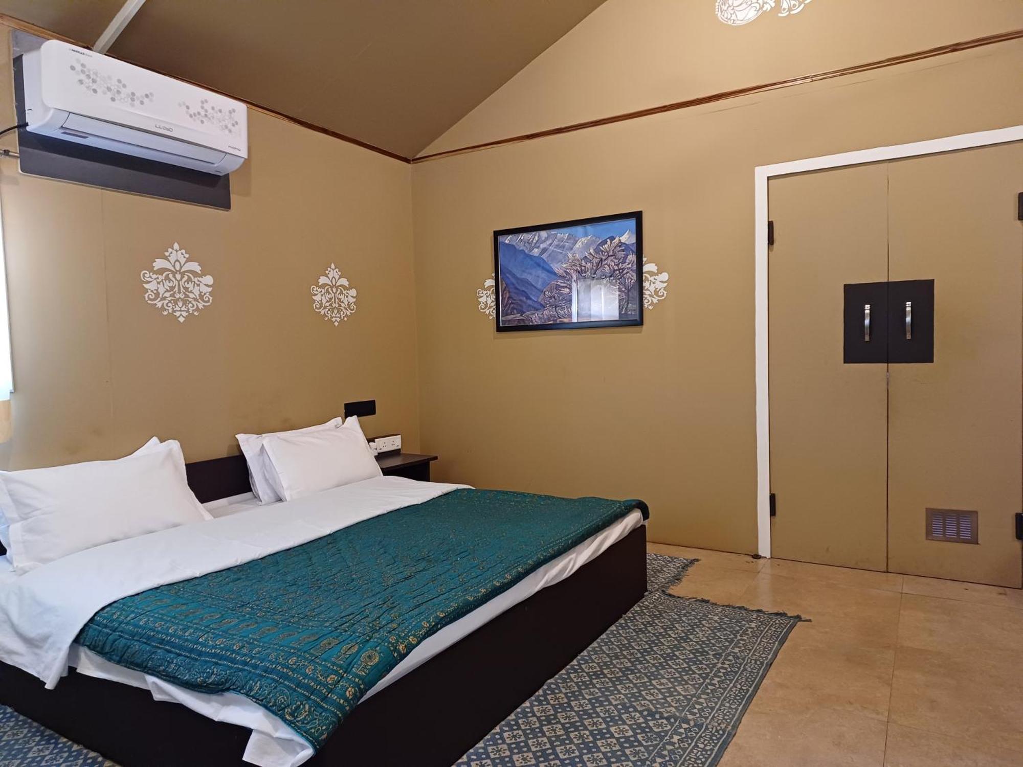 אלוואר Shivir Aranya - Wilderness Resort מראה חיצוני תמונה