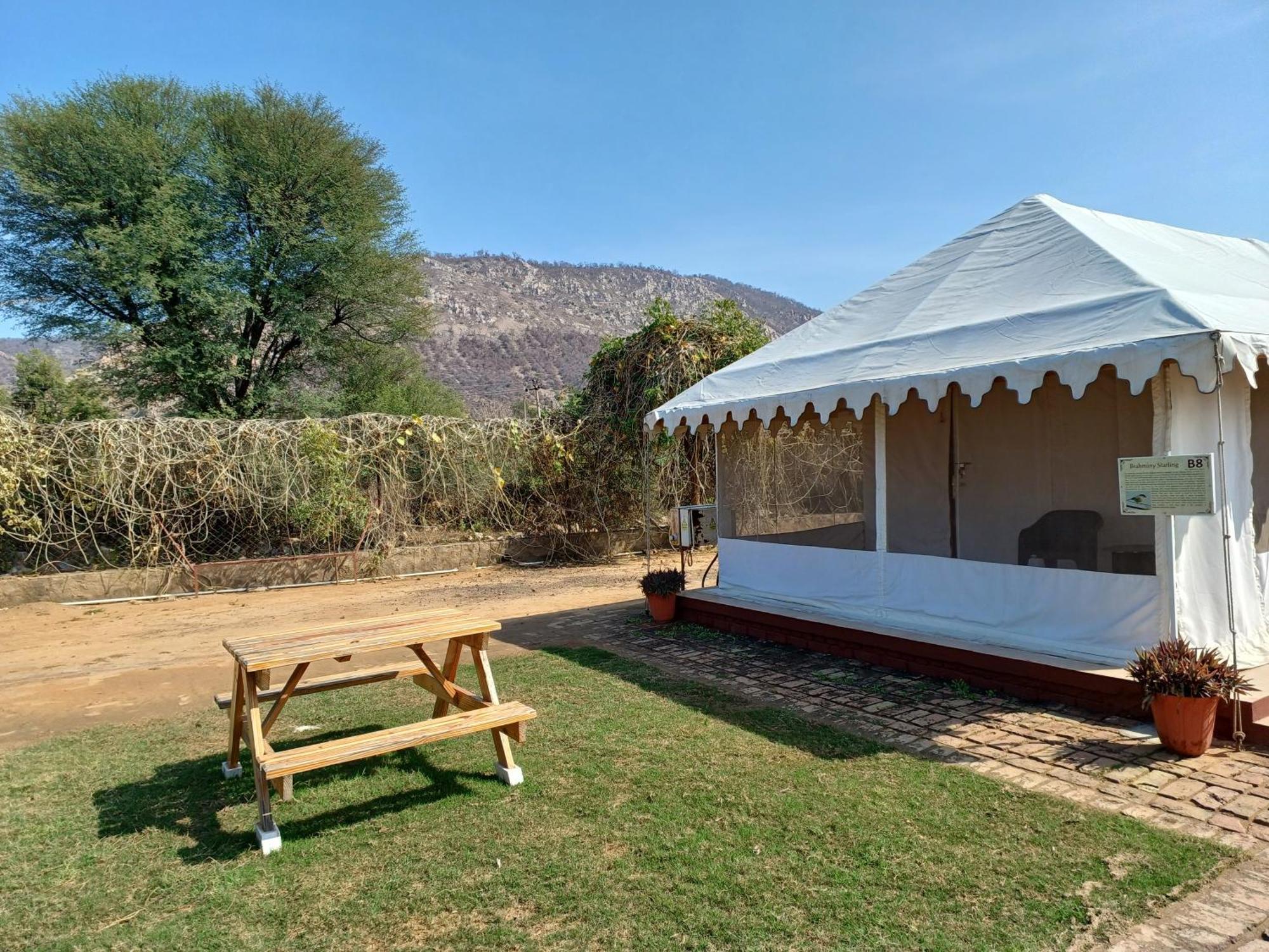 אלוואר Shivir Aranya - Wilderness Resort מראה חיצוני תמונה